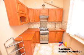 Nieruchomości Zielona Góra - Przestronna Kawalerka 38 m2- centrum